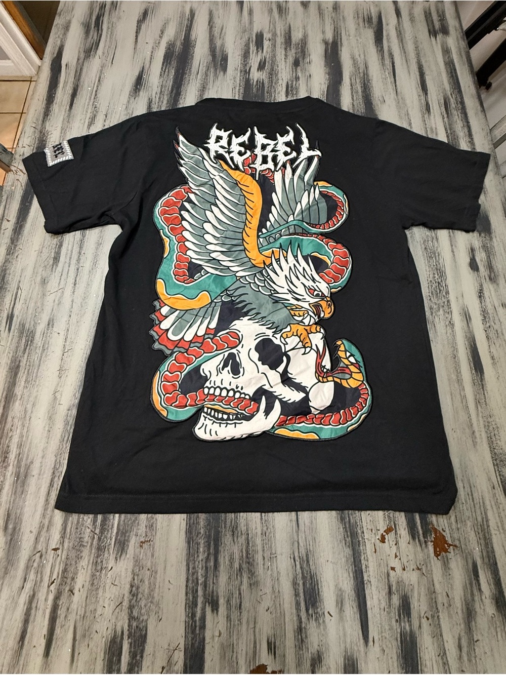 Rebel Vengeance Black Short Sleeve Tee with Eagle, Snake & Skull Graphic New! - Picture 9 of 9